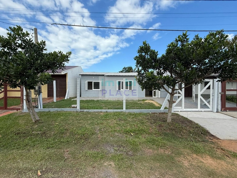 Casa com piscina à venda em Nova Tramandaí!: 1ª foto da galeria de imagens do imóvel