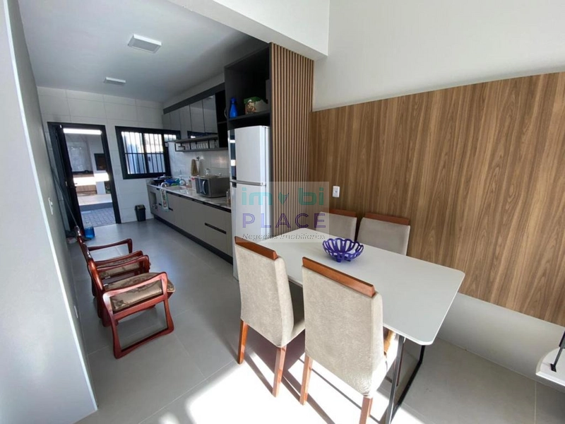 CASA SEMI MOBILIADA: 6ª foto da galeria de imagens do imóvel