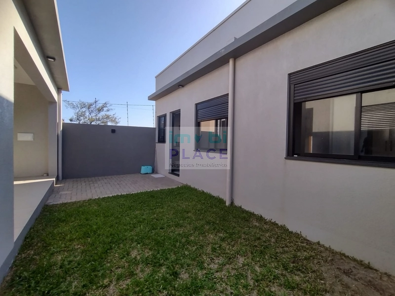 CASA SEMI MOBILIADA: 4ª foto da galeria de imagens do imóvel