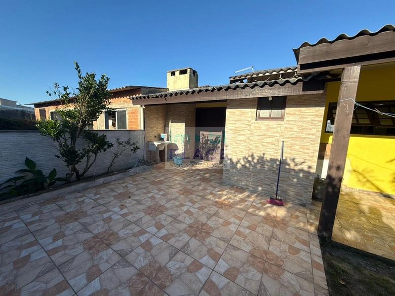 EXCELENTE CASA COM PISCINA: 11ª foto da galeria de imagens do imóvel
