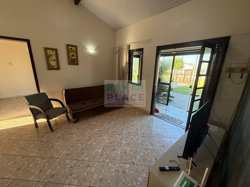 EXCELENTE CASA COM PISCINA: 18ª foto da galeria de imagens do imóvel