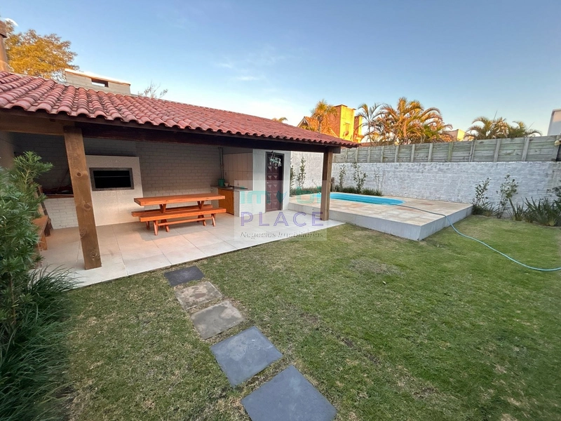 Residência completa, onde cada detalhe foi cuidadosamente planejado.: 30ª foto da galeria de imagens do imóvel