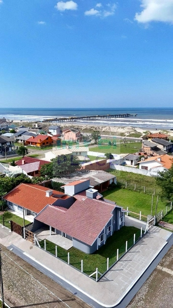 Casa com 3 dormitórios e espaço gourmet: 3ª foto da galeria de imagens do imóvel