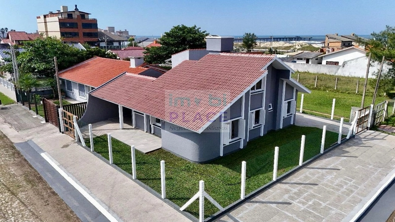 Casa com 3 dormitórios e espaço gourmet: 4ª foto da galeria de imagens do imóvel