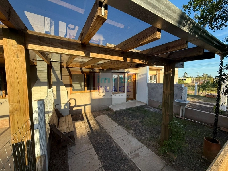 Casa geminada: 1ª foto da galeria de imagens do imóvel
