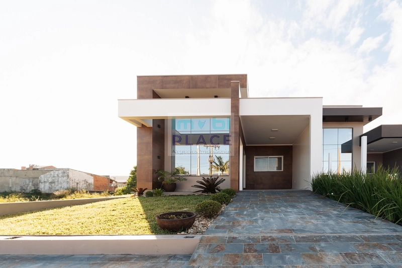 Casa de Alto Padrão no Centro de Imbé – Conforto, Estilo e Localização: 3ª foto da galeria de imagens do imóvel