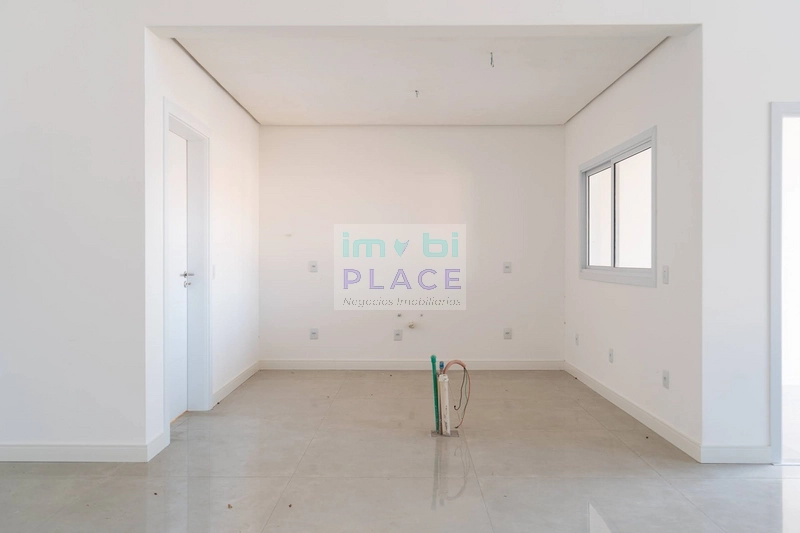 Casa de Alto Padrão no Centro de Imbé – Conforto, Estilo e Localização: 16ª foto da galeria de imagens do imóvel
