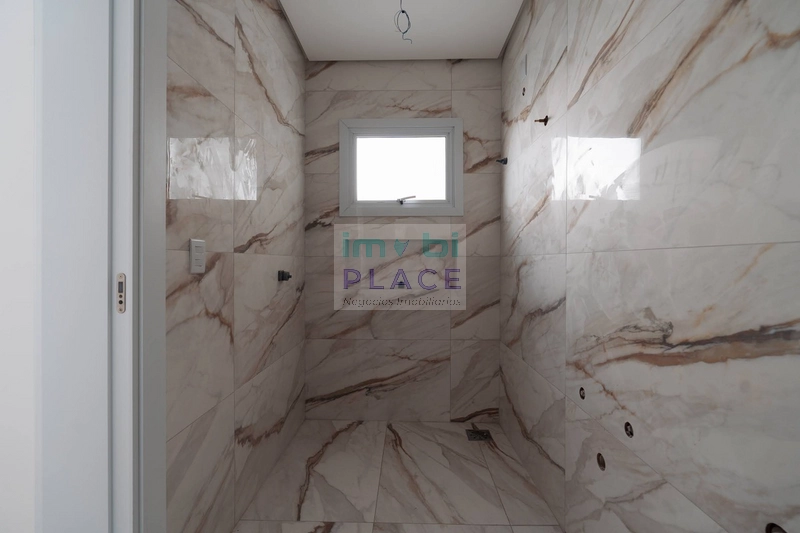 Casa de Alto Padrão no Centro de Imbé – Design Moderno e Acabamentos I: 29ª foto da galeria de imagens do imóvel