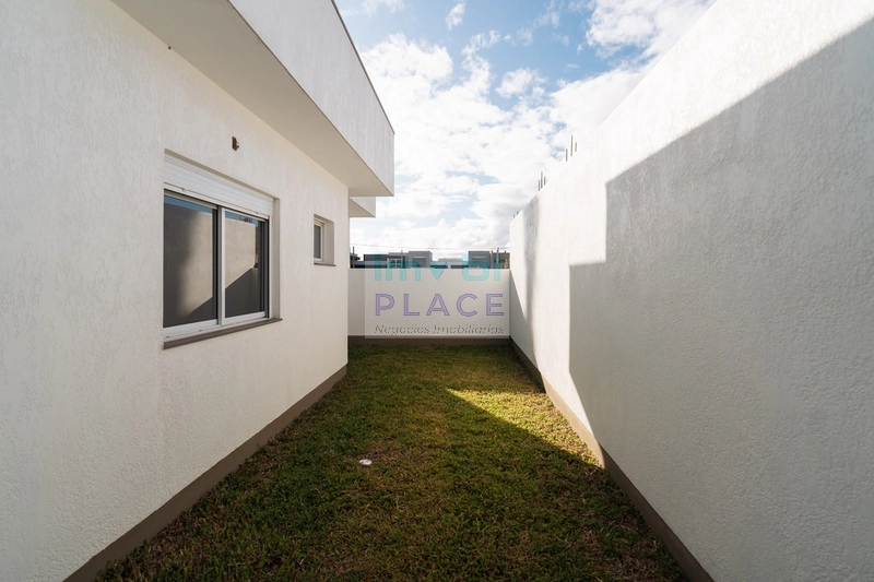 Casa de Alto Padrão no Centro de Imbé – Design Moderno e Acabamentos I: 55ª foto da galeria de imagens do imóvel