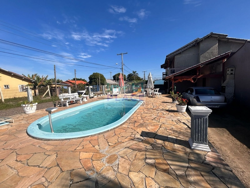 Casa de Esquina com Piscina e Amplo Espaço!: 11ª foto da galeria de imagens do imóvel