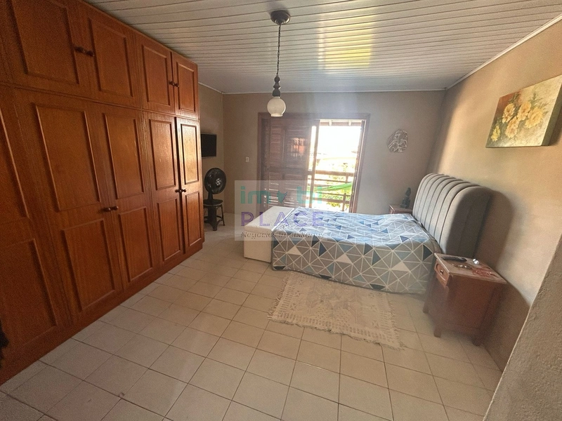 Casa de Esquina com Piscina e Amplo Espaço!: 33ª foto da galeria de imagens do imóvel