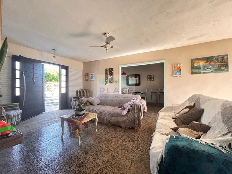 Casa de Esquina com Piscina e Amplo Espaço!: 14ª foto da galeria de imagens do imóvel
