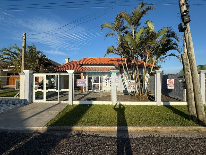 Casa Mobiliada com Suíte e Garagem Fechada: 3ª foto da galeria de imagens do imóvel