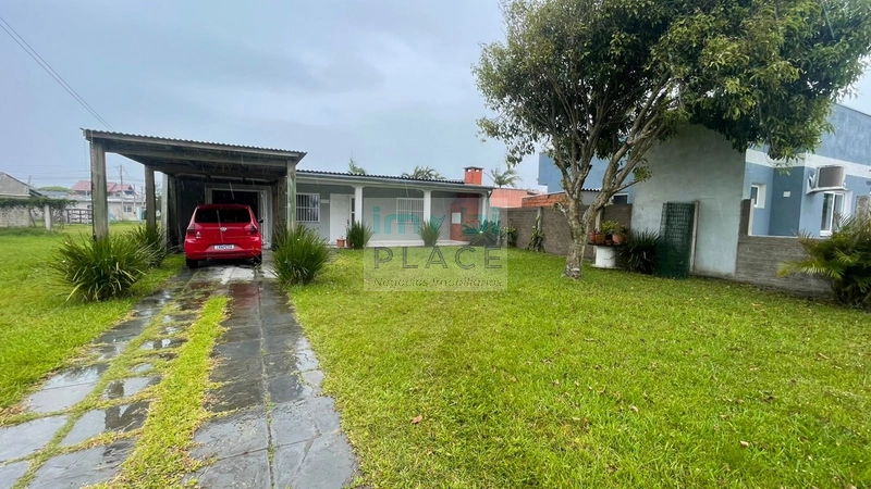 Excelente Casa na Praia de Tramandaí – 3 Dormitórios, Semi Mobiliada: 1ª foto da galeria de imagens do imóvel