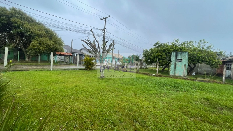 Excelente Casa na Praia de Tramandaí – 3 Dormitórios, Semi Mobiliada: 4ª foto da galeria de imagens do imóvel