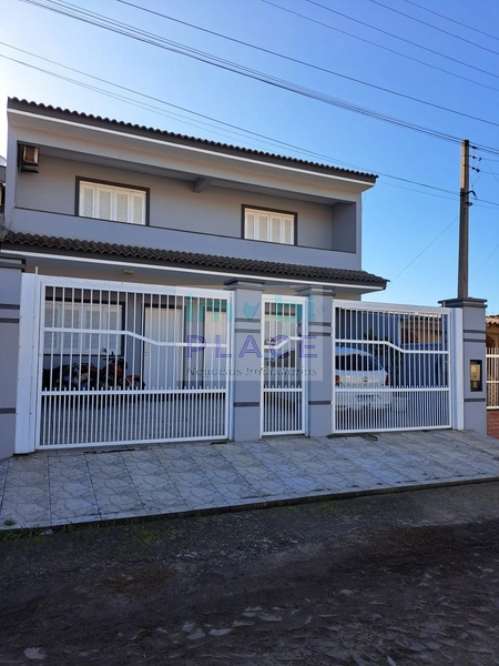 Casa Duplex com Anexo à Venda – Bairro Barra | Tramandaí: 1ª foto da galeria de imagens do imóvel