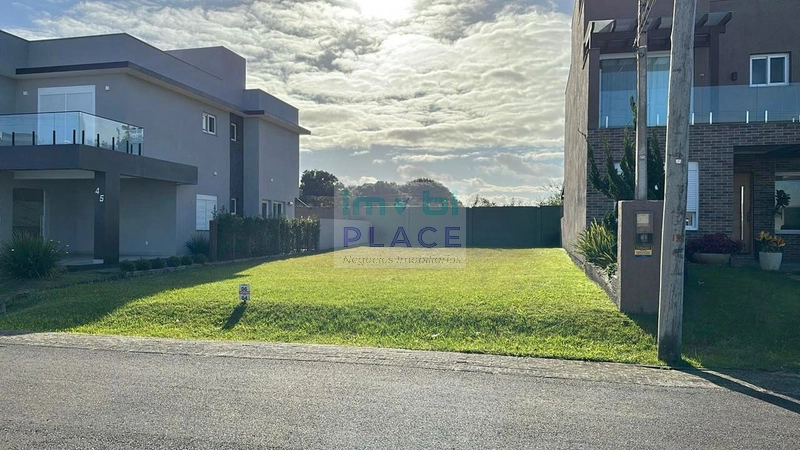 Terreno Urbano à Venda – Condomínio Marítimo, Avenida da Lagoa: 1ª foto da galeria de imagens do imóvel