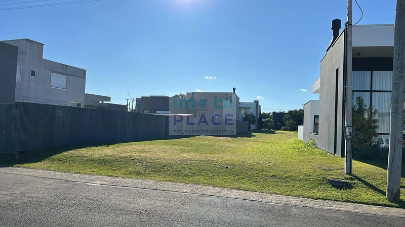 Terreno Urbano à Venda – Condomínio Marítimo: 1ª foto da galeria de imagens do imóvel