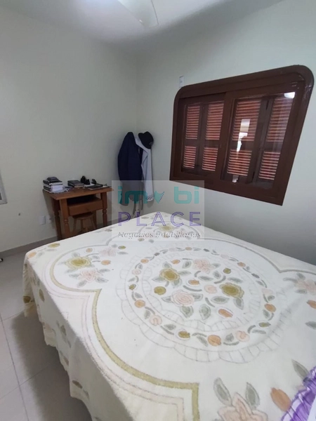 Casa Ampla à Venda – Ideal para Famílias Grandes ou Investimento: 24ª foto da galeria de imagens do imóvel