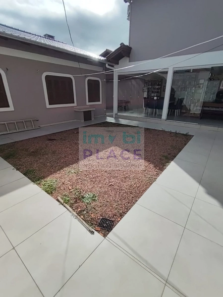 Casa Ampla à Venda – Ideal para Famílias Grandes ou Investimento: 13ª foto da galeria de imagens do imóvel