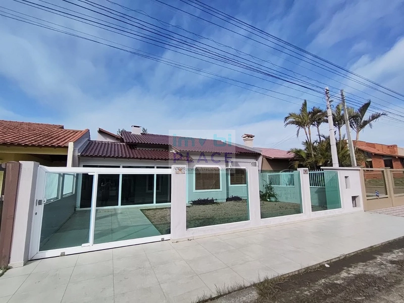 Casa Ampla à Venda – Ideal para Famílias Grandes ou Investimento: 2ª foto da galeria de imagens do imóvel