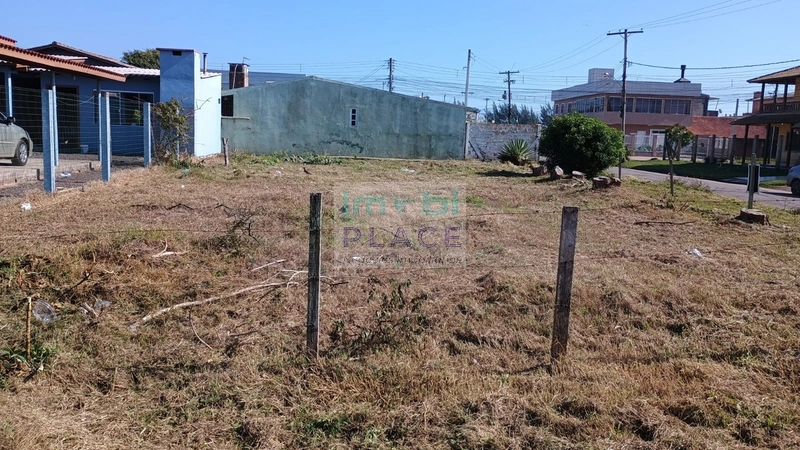 Terreno à Venda no Jardim Beira Mar – Tramandaí: 2ª foto da galeria de imagens do imóvel