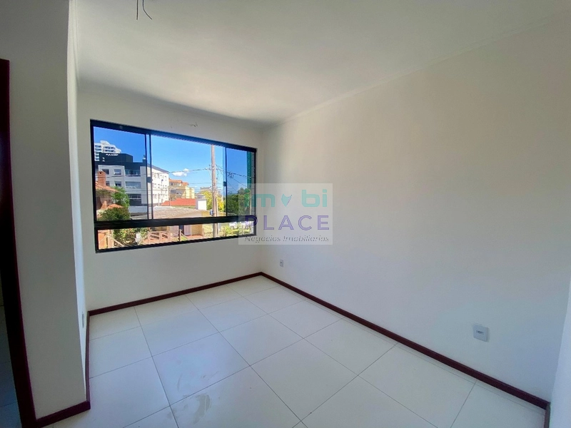 Duplex com 2 suítes e pátio nos fundos – conforto e funcionalidade: 4ª foto da galeria de imagens do imóvel