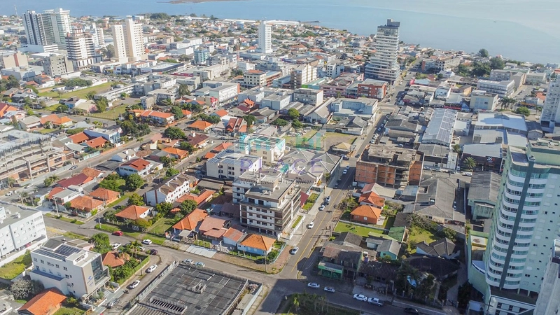 Apartamento Mobiliado no Centro de Tramandaí – 3 Dormitórios: 3ª foto da galeria de imagens do imóvel