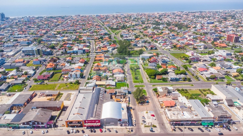 Casa no Centro de Tramandaí com Potencial Residencial e Comercial: 8ª foto da galeria de imagens do imóvel