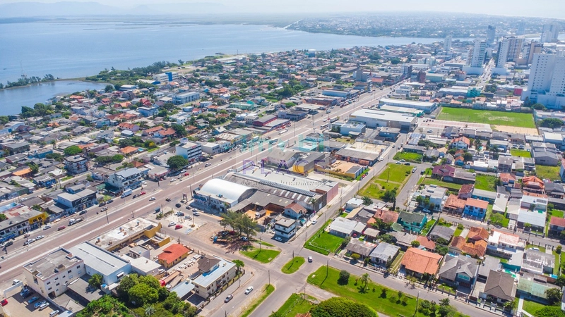 Casa no Centro de Tramandaí com Potencial Residencial e Comercial: 5ª foto da galeria de imagens do imóvel