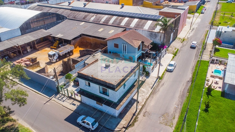 Casa no Centro de Tramandaí com Potencial Residencial e Comercial: 3ª foto da galeria de imagens do imóvel