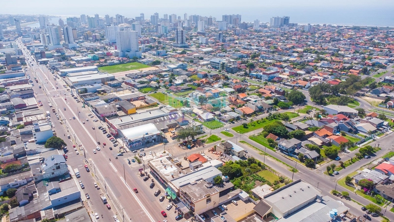 Casa no Centro de Tramandaí com Potencial Residencial e Comercial: 6ª foto da galeria de imagens do imóvel