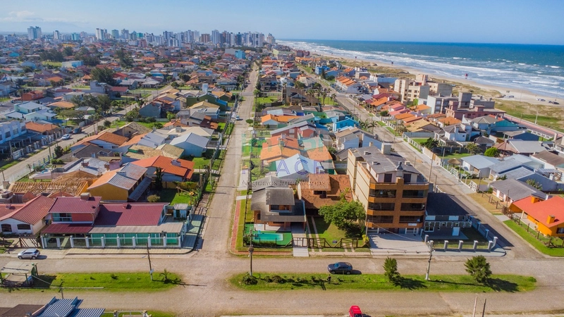 Ampla Casa na Zona Nova em Tramandaí: 8ª foto da galeria de imagens do imóvel