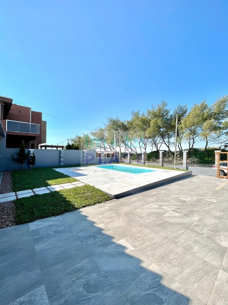 Casa com Amplo Pátio e Piscina em Tramandaí: 7ª foto da galeria de imagens do imóvel