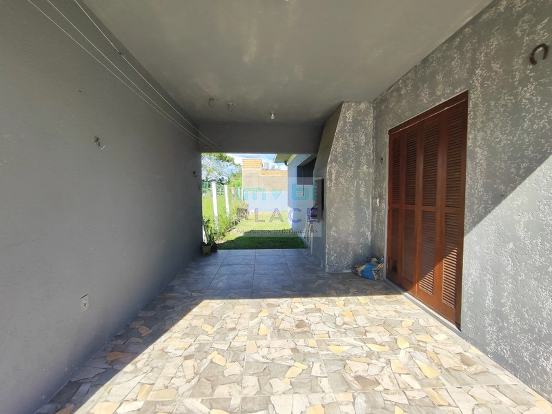 Casa com piscina: 5ª foto da galeria de imagens do imóvel