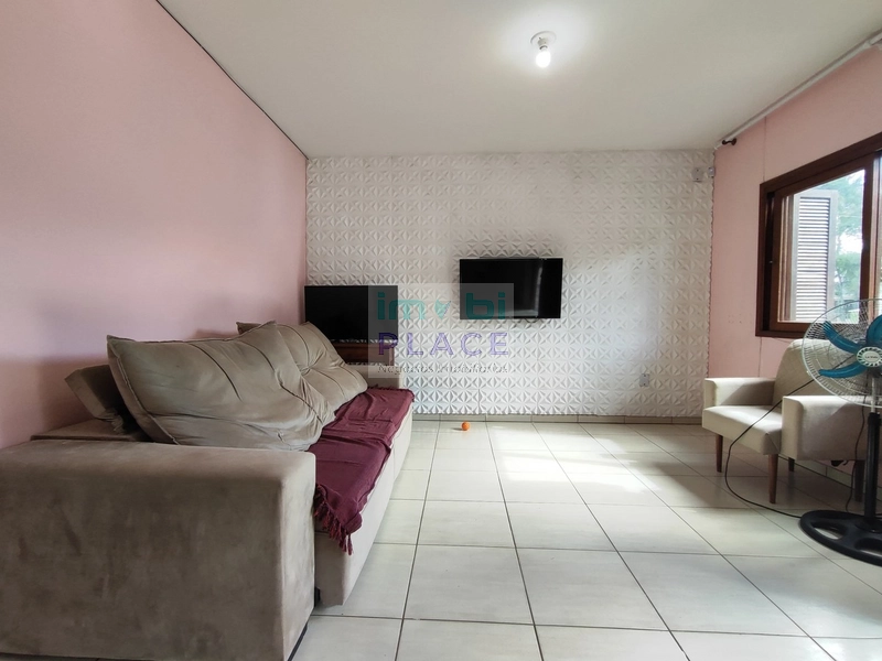 Casa com piscina: 7ª foto da galeria de imagens do imóvel