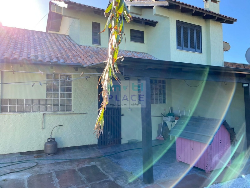 Casa ampla em Nova Tramandaí: 3ª foto da galeria de imagens do imóvel