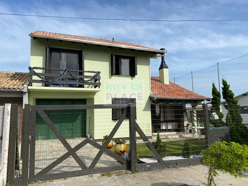 Casa ampla em Nova Tramandaí: 1ª foto da galeria de imagens do imóvel