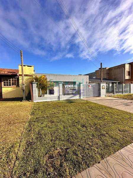 Casa ampla no Centro de Imbé – 4 dormitórios, piscina e espaço gourmet: 3ª foto da galeria de imagens do imóvel