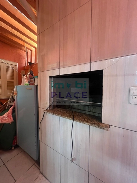Casa Ampla com 3 Dormitórios e Terreno Espaçoso – Próxima ao Mar!: 7ª foto da galeria de imagens do imóvel