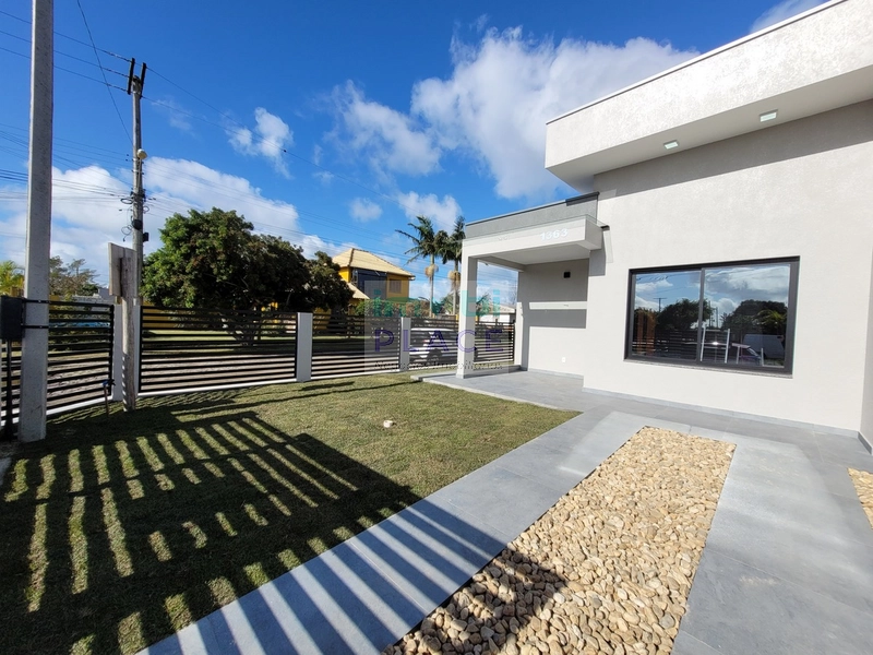 Casa de Esquina com Alto Padrão Construtivo – Nova Tramandaí: 9ª foto da galeria de imagens do imóvel