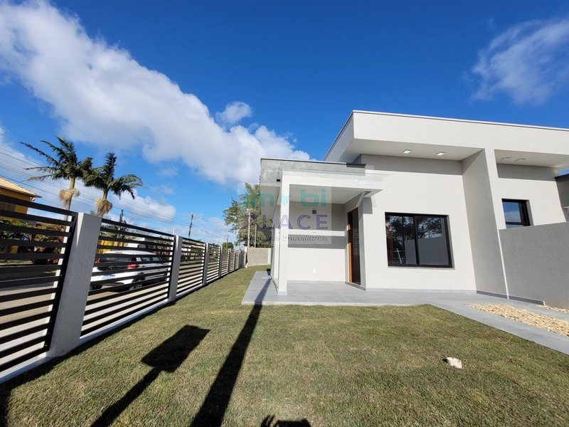 Casa de Esquina com Alto Padrão Construtivo – Nova Tramandaí: 8ª foto da galeria de imagens do imóvel