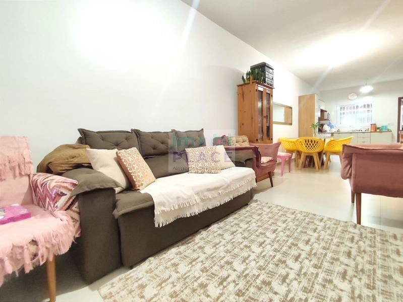 Casa semi-mobiliada: 9ª foto da galeria de imagens do imóvel
