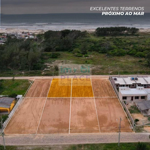 TERRENOS LIMPOS E ATERRADOS: 1ª foto da galeria de imagens do imóvel