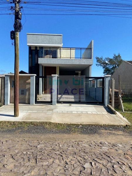 Casa à venda em Nova Tramandaí – Localização privilegiada!: 1ª foto da galeria de imagens do imóvel