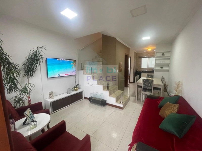 Casa a apenas 350 metros do mar!: 2ª foto da galeria de imagens do imóvel