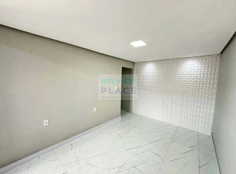Casa com piscina: 11ª foto da galeria de imagens do imóvel