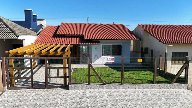 Casa com 3 Dormitórios: 1ª foto da galeria de imagens do imóvel