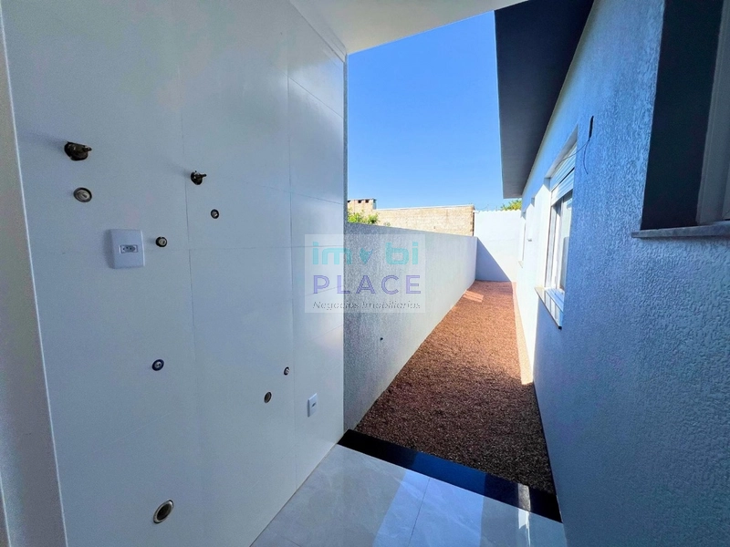Casa à Venda – Alto Padrão Construtivo: 9ª foto da galeria de imagens do imóvel