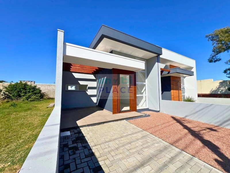 Casa à Venda – Alto Padrão Construtivo: 3ª foto da galeria de imagens do imóvel